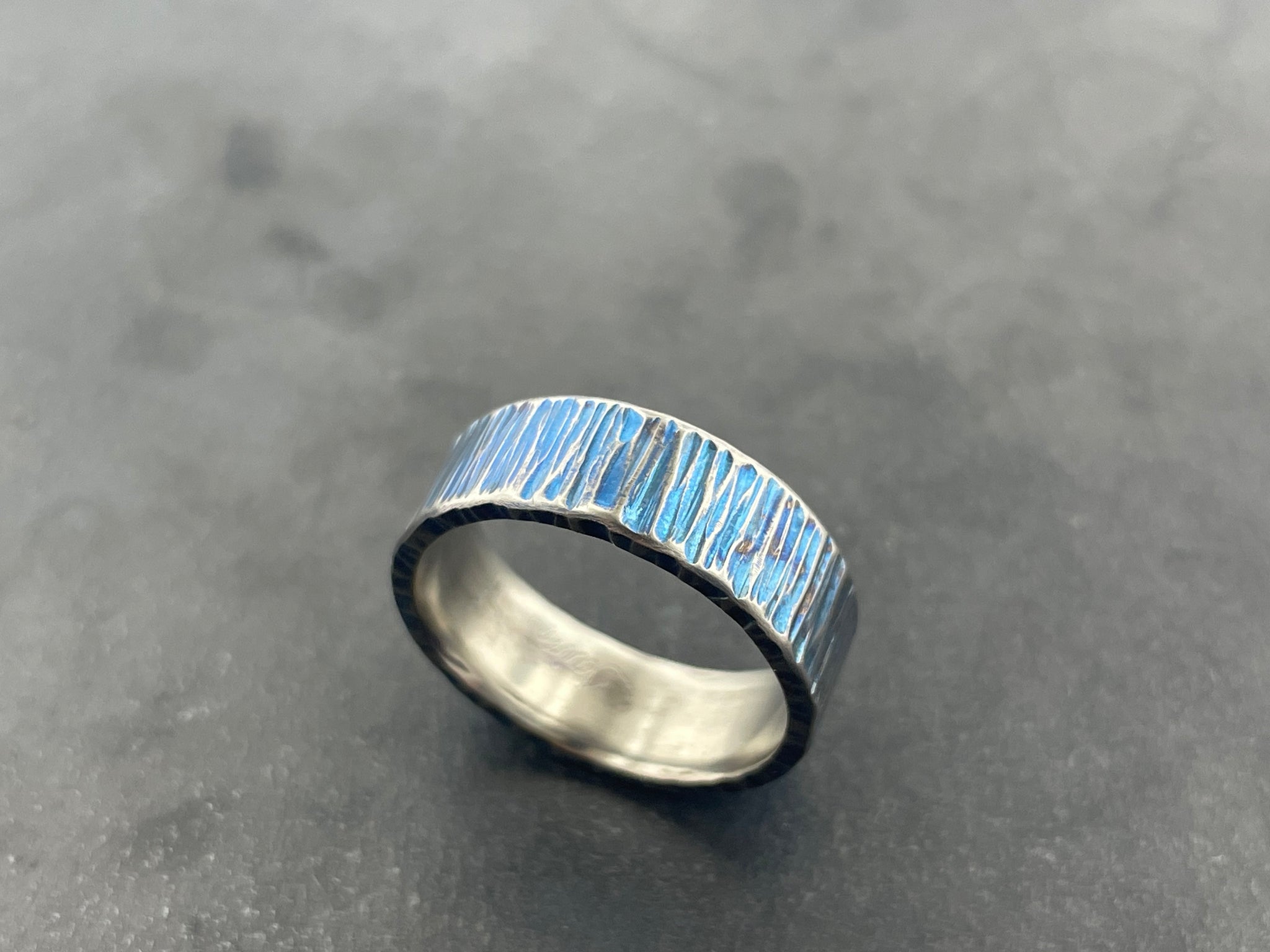 Titanium Organic Linear Band - No Liner
