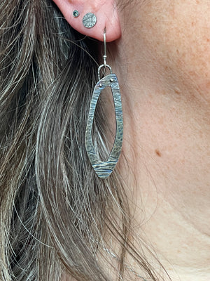 Open Progression earrings simple