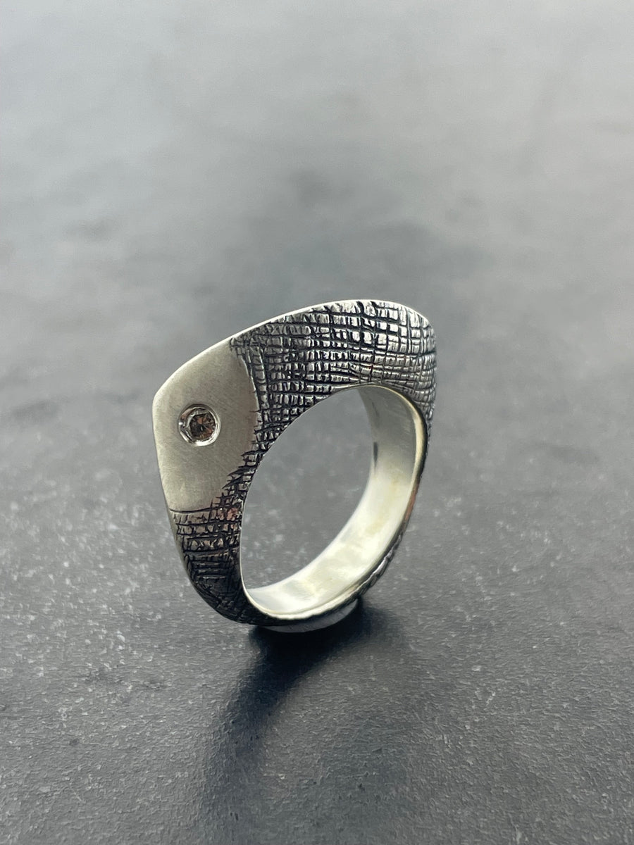 In Flow ring with gold and brown diamond
