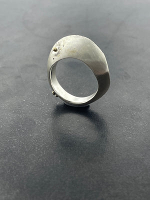 In Flow ring with gold and brown diamond
