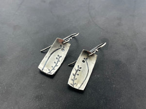 Echoes Rectangle Dangles