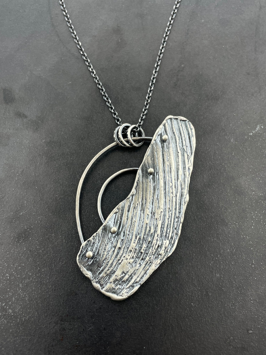 Impressions Rise necklace