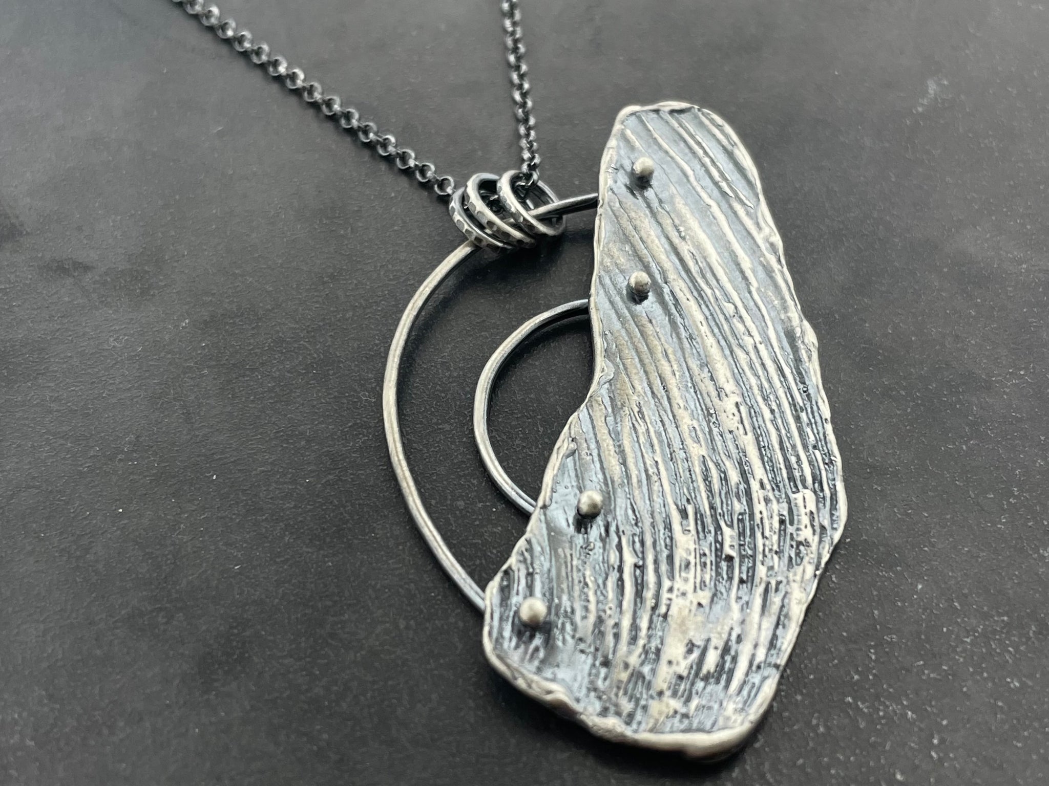 Impressions Rise necklace