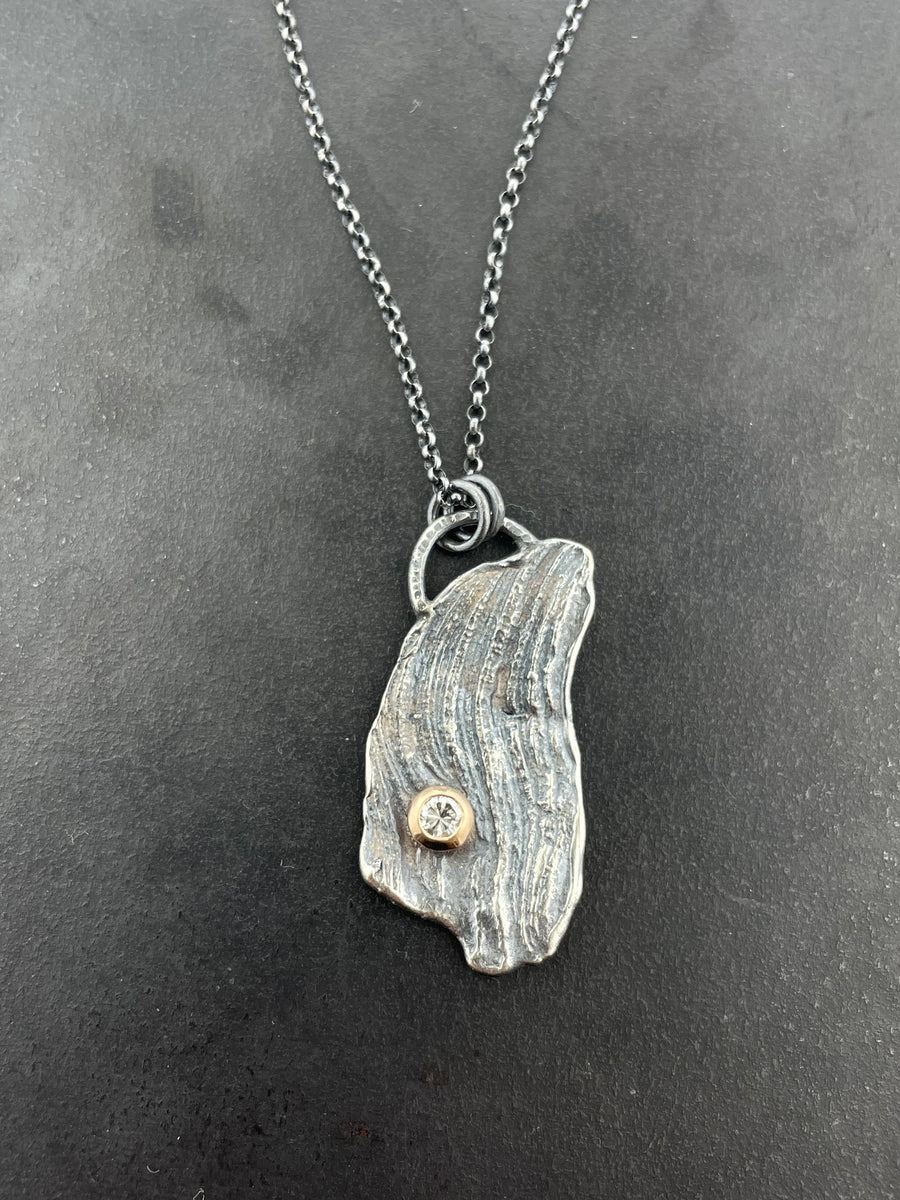 Impressions Rise necklace with diamond