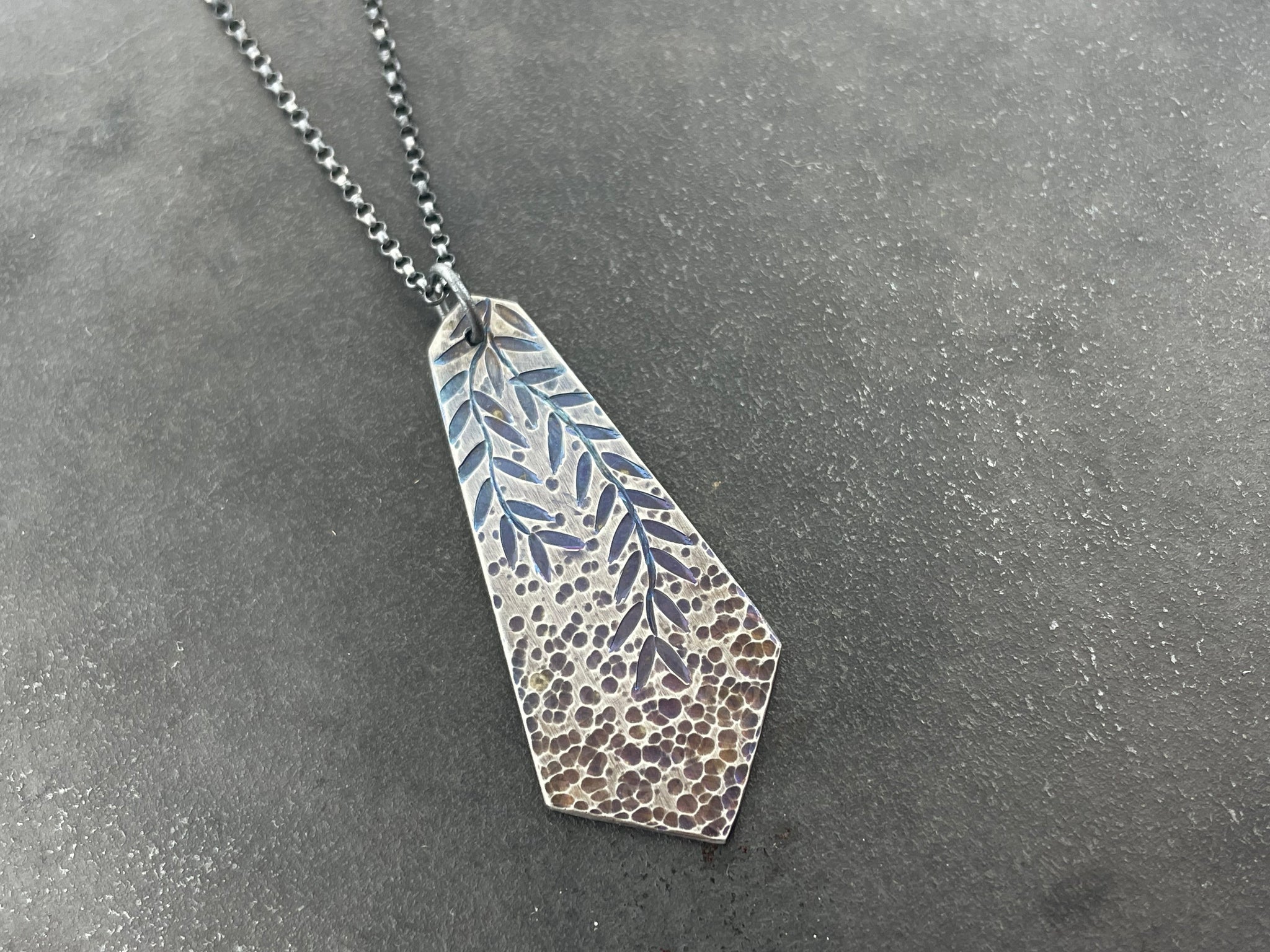 Titanium Geometric Raindrop Necklace with Vines