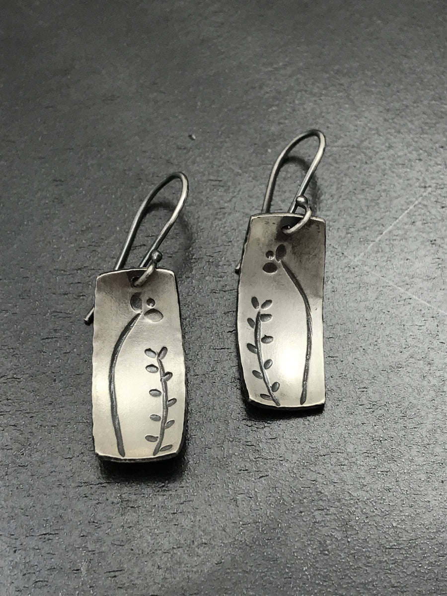 Echoes Rectangle Dangles